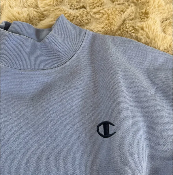 Champion Cropped Mockneck Sweatshirt - Image 4