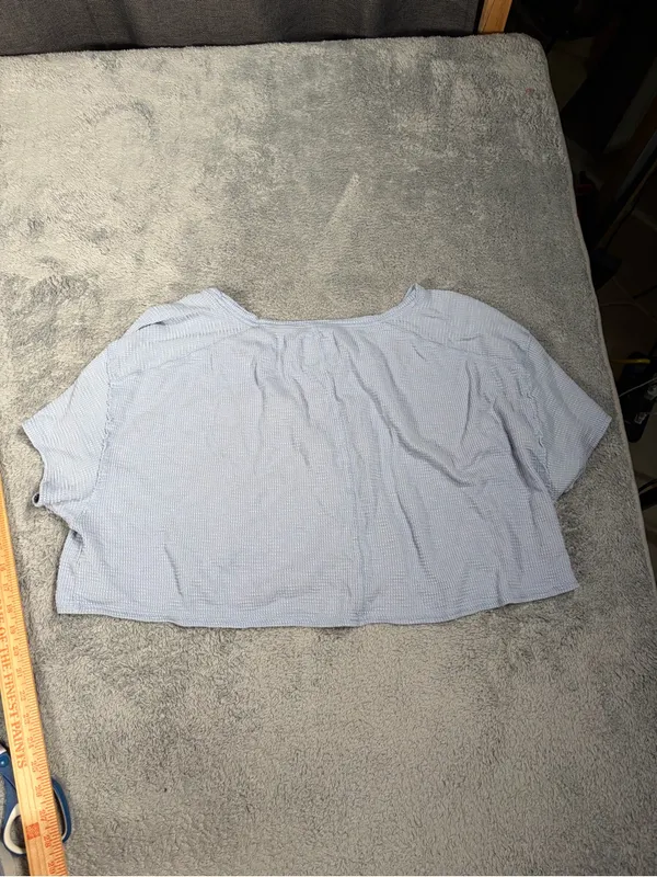 Aerie Light Blue Women's Short Sleeve Crop Top large - Image 11