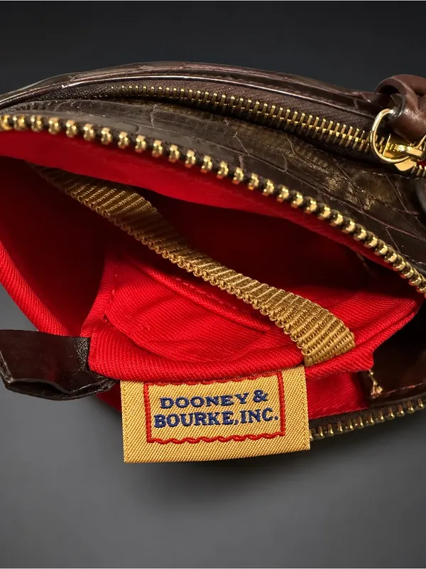 Dooney Bourke Oakdale Crossbody Bag Purse Crocodile Embossed Leather EUC - Image 7