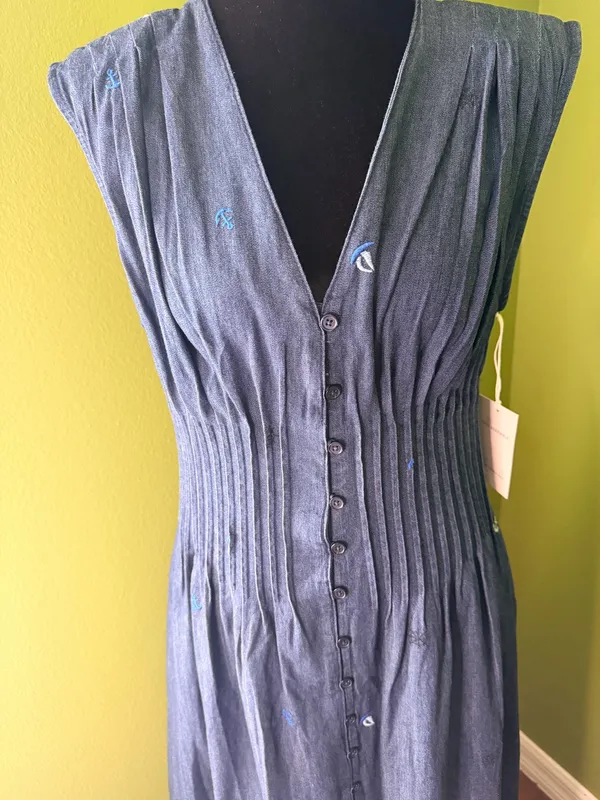Free Assembly Blue Denim V-Neck Button Front Pocket Midi A-Line Dress S (4-6)New - Image 2