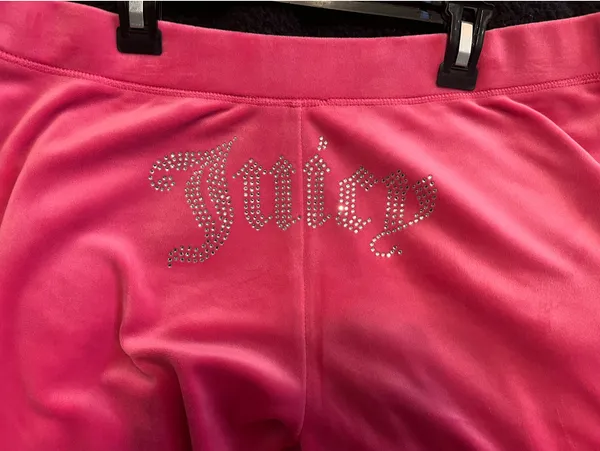 Juicy Couture Velour Pants Pink - Image 5