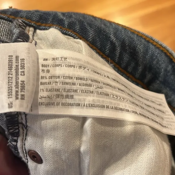Abercrombie & Fitch the 90s slim straight ultra high rise jeans size 28/6L. - Image 10