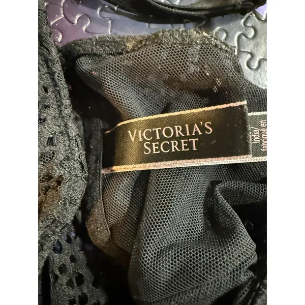Victoria's Secret Black Lace‎ Bralette V-Neck Cage Strap Scalloped Eyelet Size M - Image 5