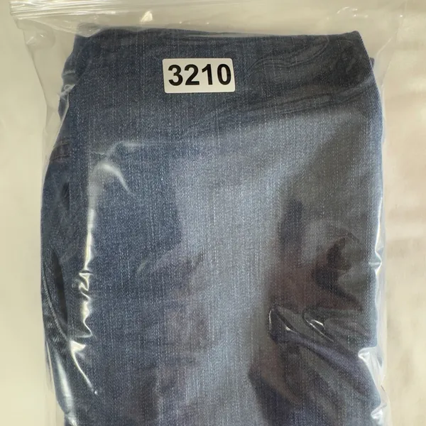3210 | Banana Republic Girlfriend Raw Hem Straight Leg Jeans Blue Women 30 - Image 10