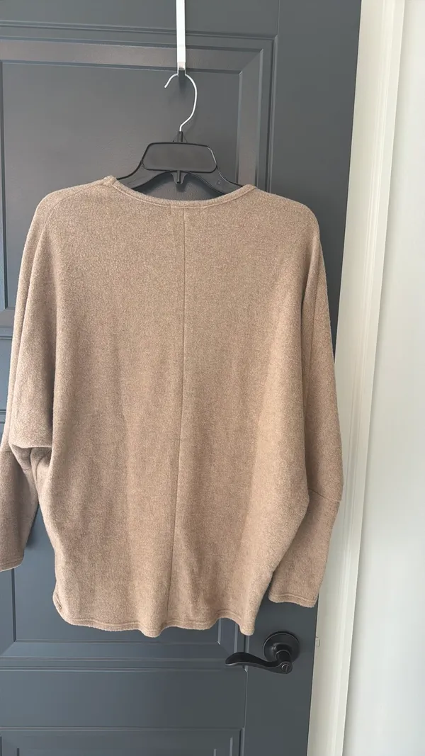 Enti boutique soft vnk top - Image 2