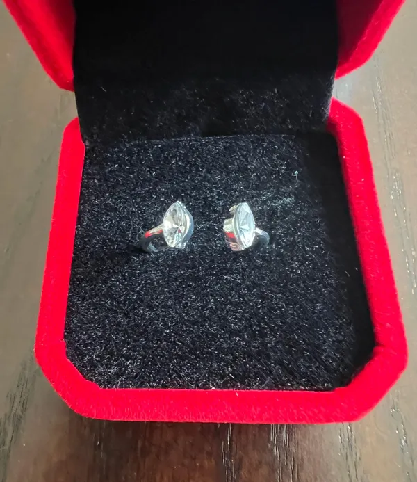 Women’s Stainless Steel Silver Ring Size 6 NWT - Image 2