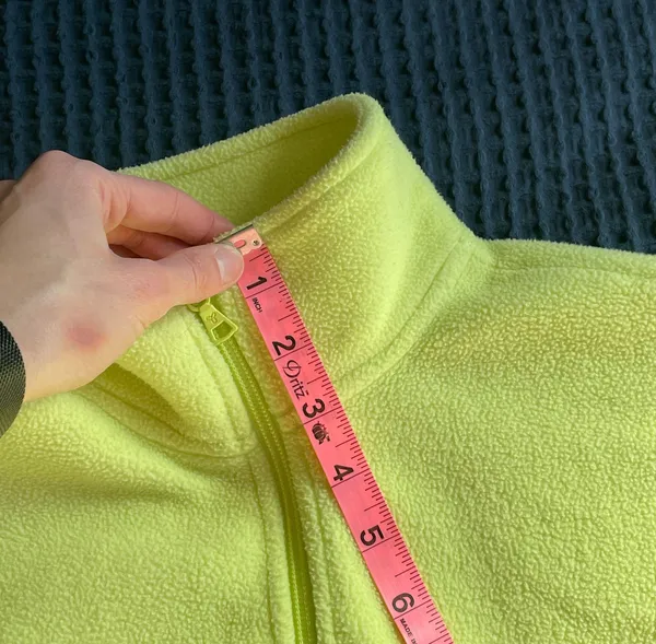 Aritzia Tna Yellow Fleece Sweatshirt - Image 12