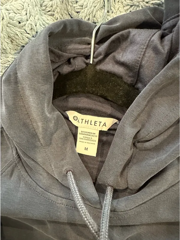 Athleta Seasoft Bubble Hem Hoodie - Image 5
