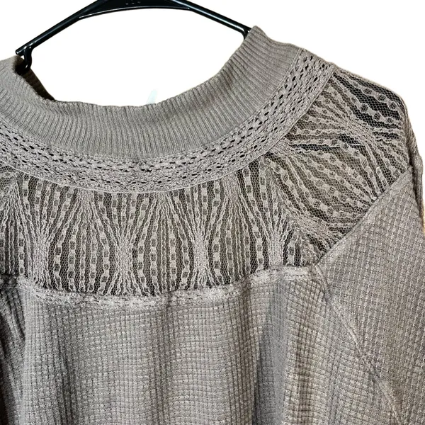 Free‎ People Gray Long Sleeve Raw Hem Pullover Sweater XS - Image 3