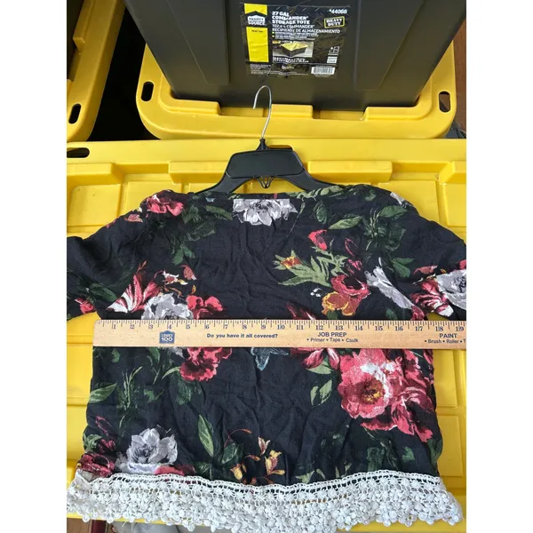 Abercrombie & Fitch Black Floral Lace Trim Crop‎ Top Short Sleeve Womens S *hole - Image 6