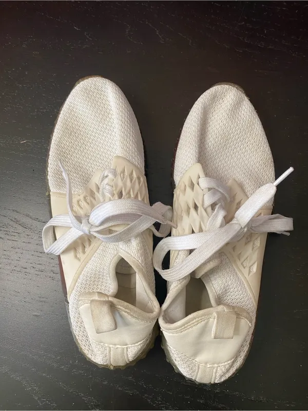 Light Cream Knit Lace-Up Sneakers - Image 5