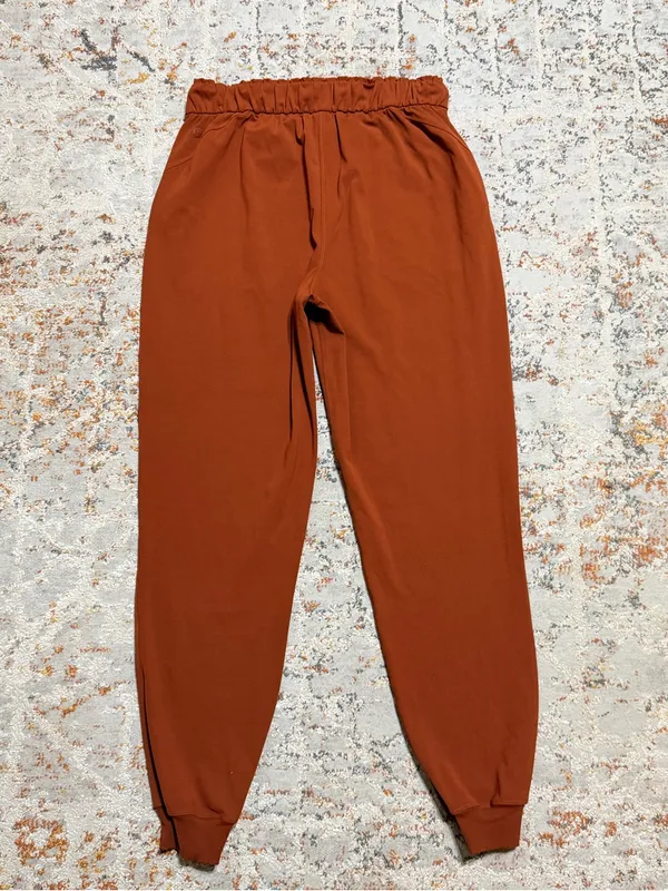 Lululemon Stretch High Rise Joggers Dark Terracotta Size 8 - Image 4