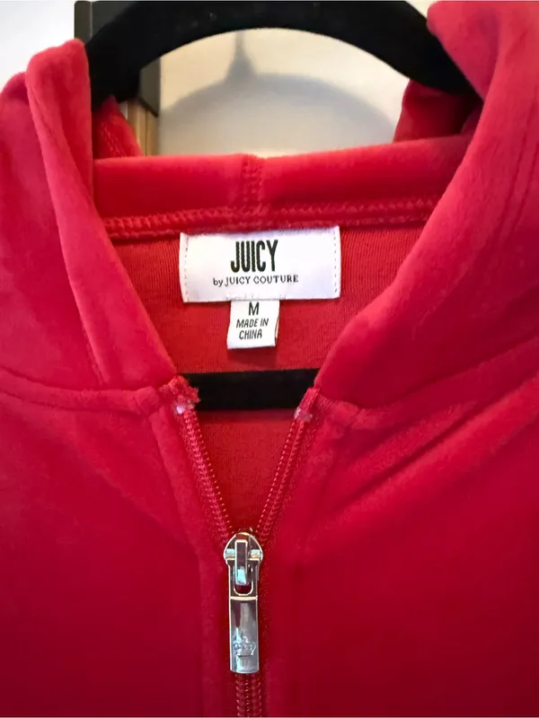 Juicy Couture Red Velour Zip Tracksuit Size Medium - Image 4