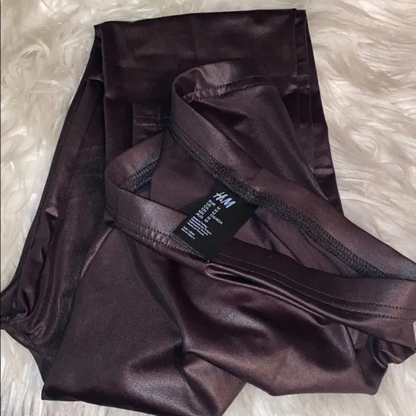 ✨ H&M Brown Imitation leather leggings✨ - Image 5