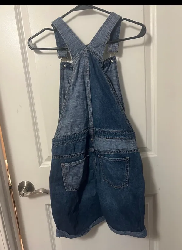 Xl Gap overalls - Image 3