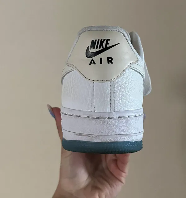 Air Force 1 - Image 4
