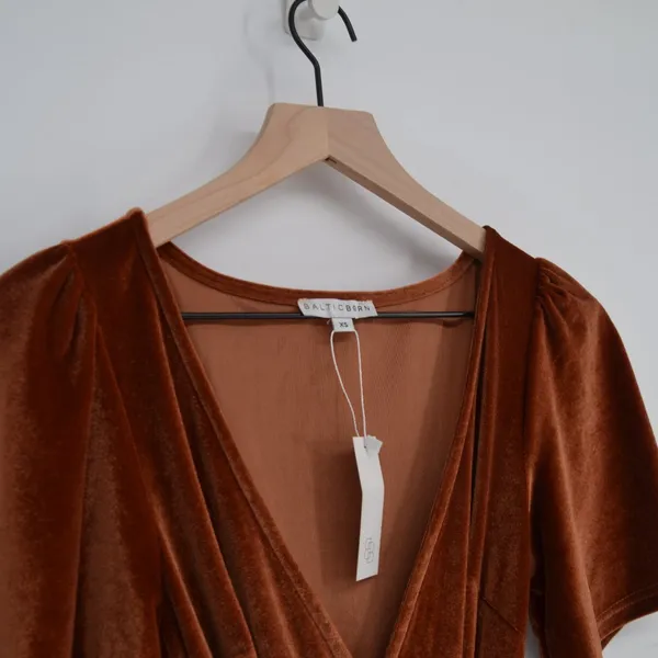 Baltic Born Meghan Velvet Wrap Maxi Dress Womens XS Spice Brown Bridesmaid Party - Image 4