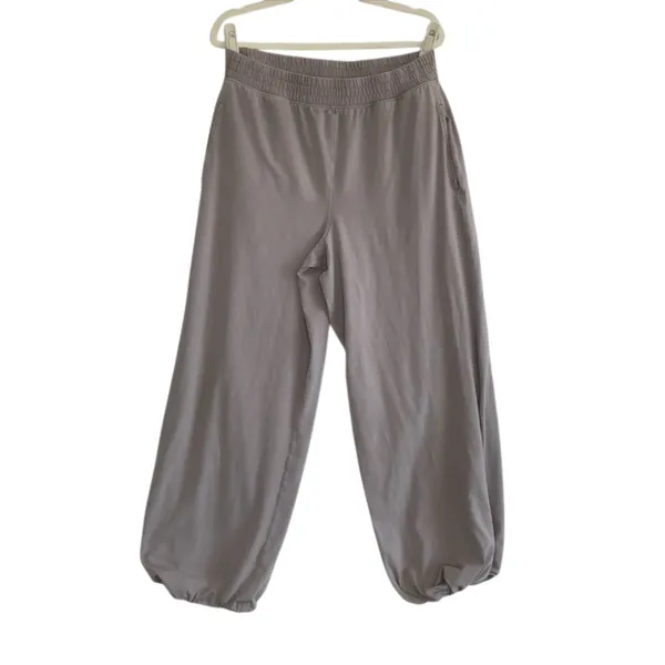 FP Movement Baggy Jogger Pant Sz L Gray Relax Stylish Balloon Style Chic Travel - Image 4