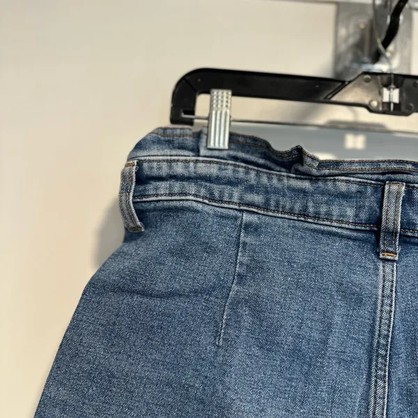 Abercrombie & Fitch Sz:32/14 Mall Brand high waited denim shorts ruffled waist. - Image 11