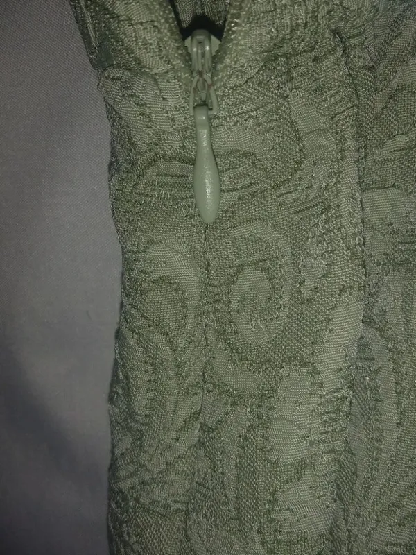 Miss Dorby 18W Workwear Textured Floral A-Line Mini Skirt Plus in Sage Green - Image 3