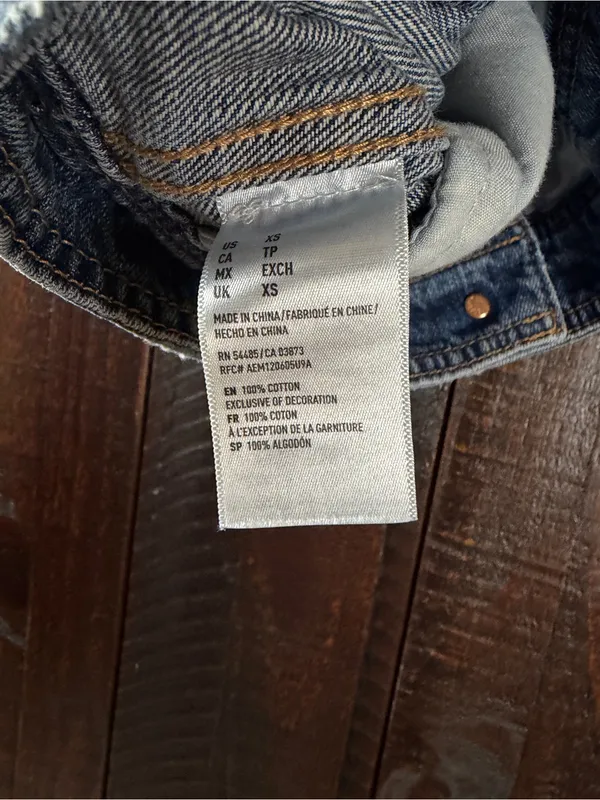 American Eagle Floral Embroidered Distressed Denim Vest XS - Image 7