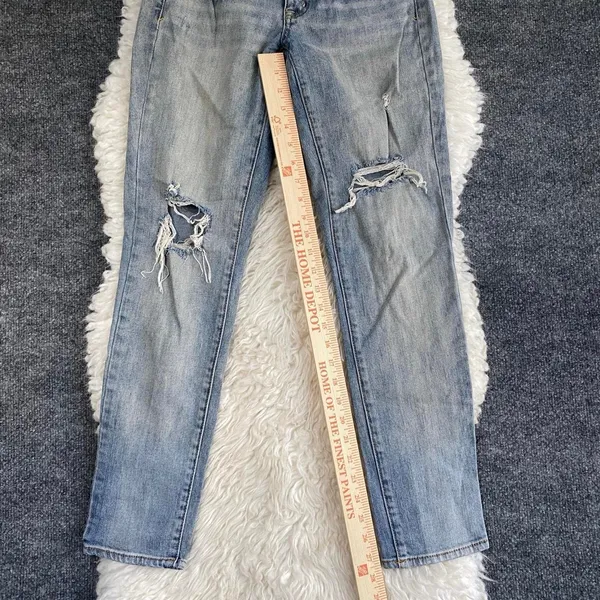 AMERICAN EAGLE LIGHT BLUE DISTRESSED BUTTON FLY BOY JEAN DENIM MID RISE - Image 4