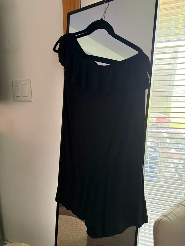 Women’s One - Image 3