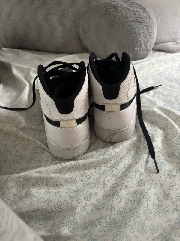 Jordan’s jumpman  - Image 3