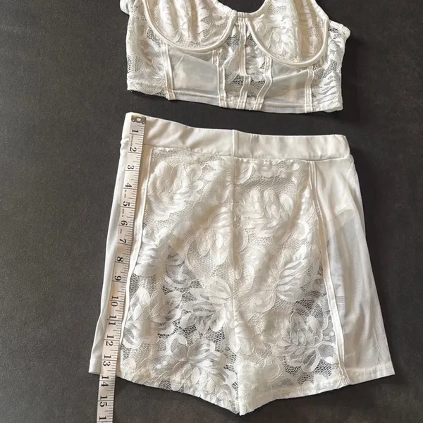 White Lace Women's 2 Piece Sexy Bodycon Set **Size L fits like a MEDIUM NWOT - Image 9