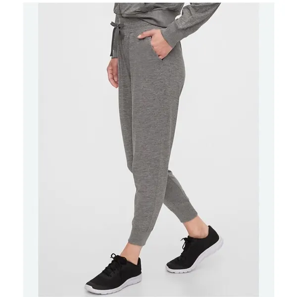GapFit Brushed Tech Jersey Joggers Gray Size XS - Image 12