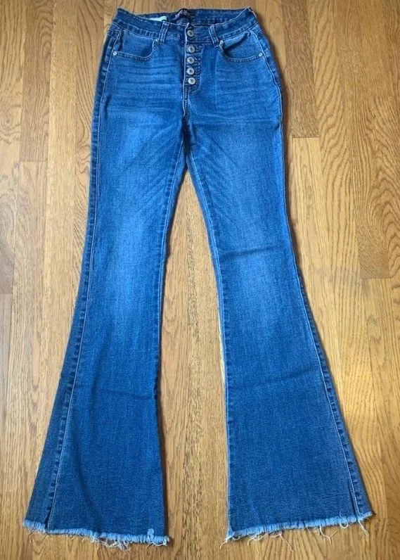Sweet Look High waist button fly flare jeans Size 1 - Image 3