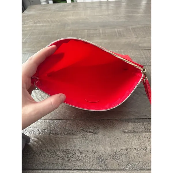 NWOT Shiseido Red‎ Wristlet Pouch - Image 4