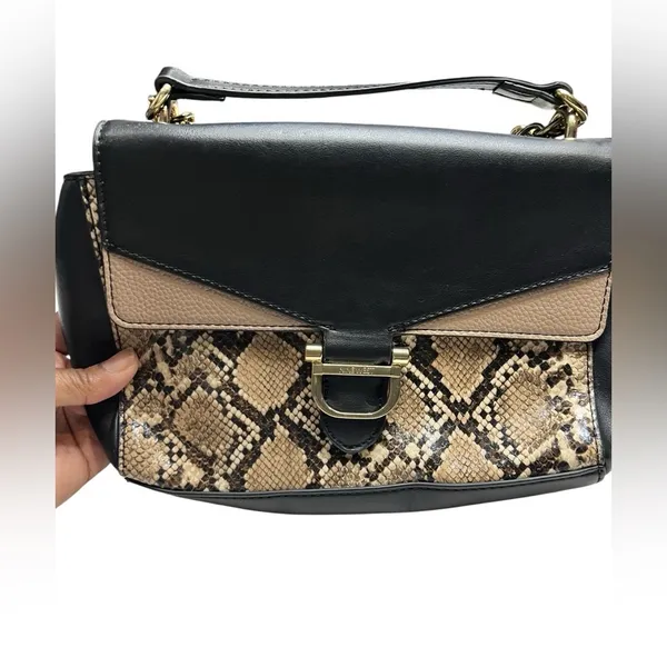 Nine West Women’s Black beige snakeskin, faux leather handbag with Chain strap - Image 4
