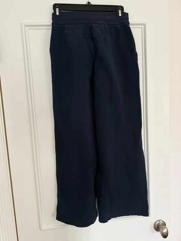 Navy Lululemon Scuba Sweatpants - size 2 - Image 2