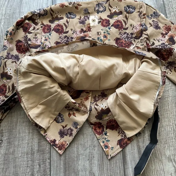 Antonio Melani brown floral blouse with belt - Image 9