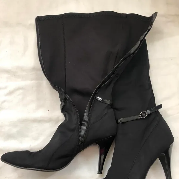 Nine West Black fitted knee-high boots buckle 3” heel gothic streetwear Whimsygoth-Size 8M Preloved condition with minor wear Measurement in pics - Image 6