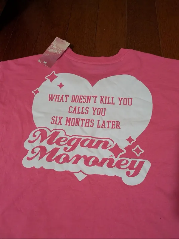 Megan Moroney Pink Pearl Graphic Cropped Tee Size M - Image 3
