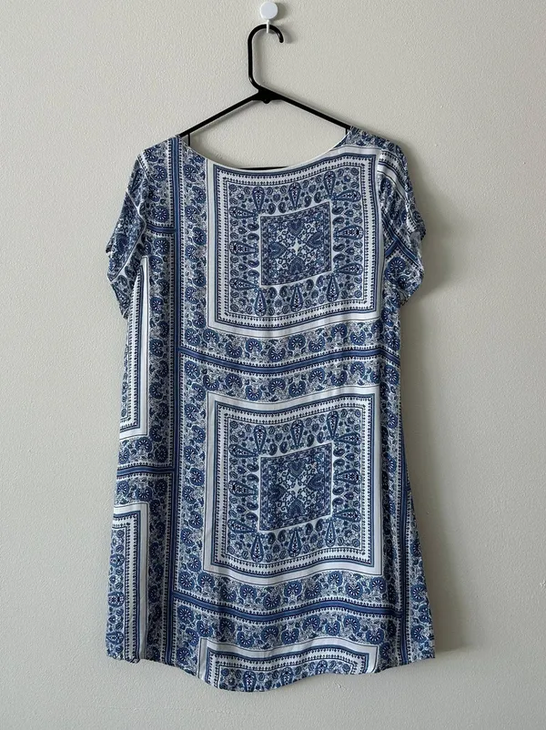 Blue Bandana Print Dress - Image 7