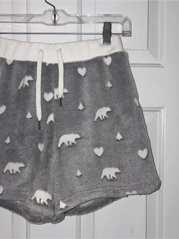 NWT dylan Gray Plush Bear & Heart Print Lounge PJ Shorts - Image 2