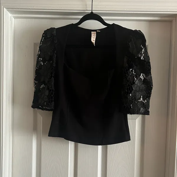 Anthropologie Dolan Black Lace Sleeve Square Neck Women's Top - Image 3