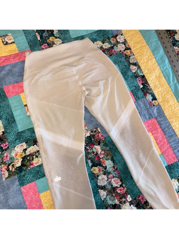 Alo $118 Women's S Aloft High Waist Leggings Size S Beige Workout Or Casual - Image 8