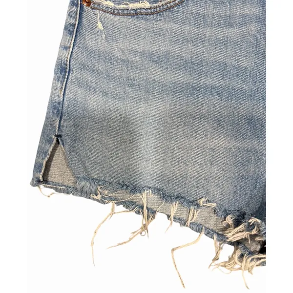 Abercrombie & Fitch The Mom Short Distressed High Rise Denim Blue Size‎ 30 - Image 10