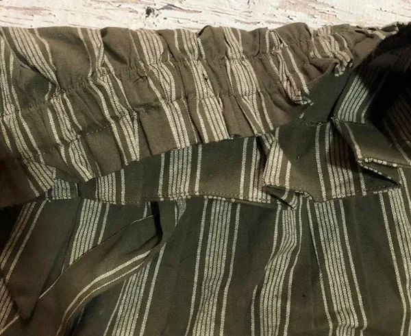 Forever 21 Striped Crop Top & Paper Bag Shorts Set - Image 5