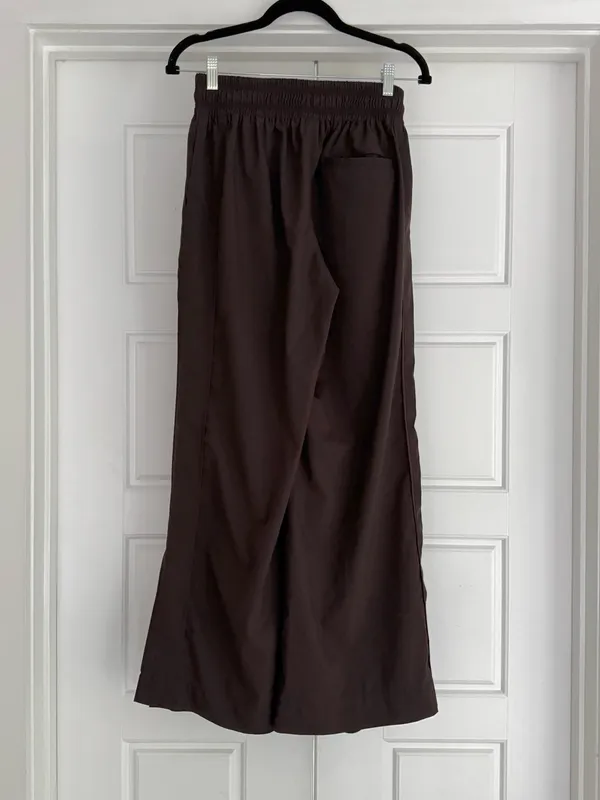Old Navy High-Waisted StretchTech Wide Leg Pants, Small - Image 2