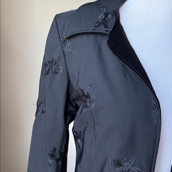 Reversible Rose embroidered / velvet Trench Coat Black - Image 2
