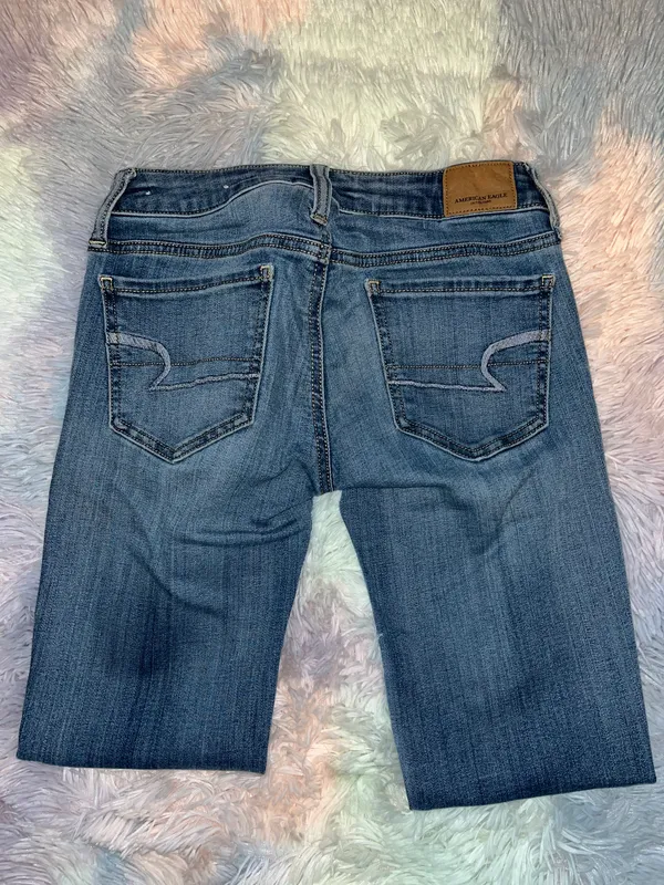 American Eagle Medium Wash Super Low Jegging - Image 3