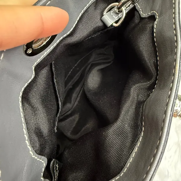 y2k COACH Gray Signature Canvas Mini Purse / Wristlet - Image 9