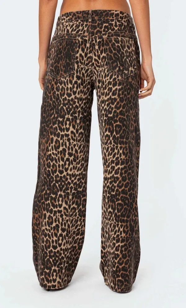 Edikted Low Rise Leopard Printed Jeans - Image 7