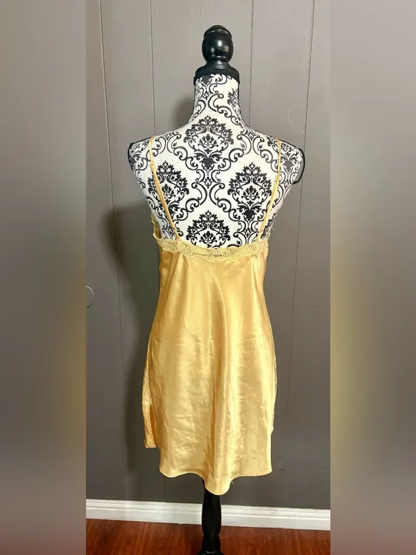 KATHRYN Vintage Yellow Lace-Trim Night Slip - Image 4