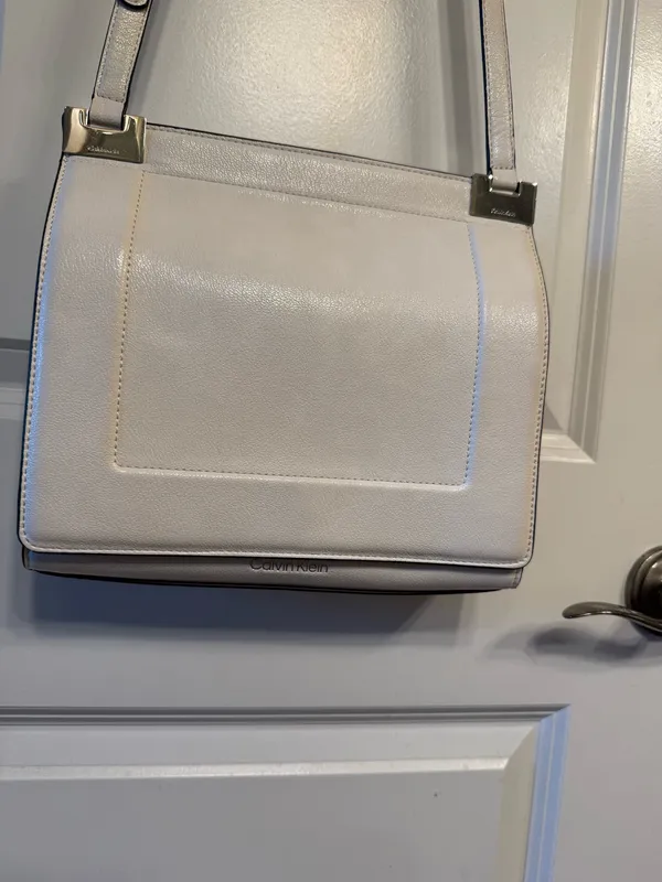 Calvin Klein Shoulder Bag Crossbody - Image 2